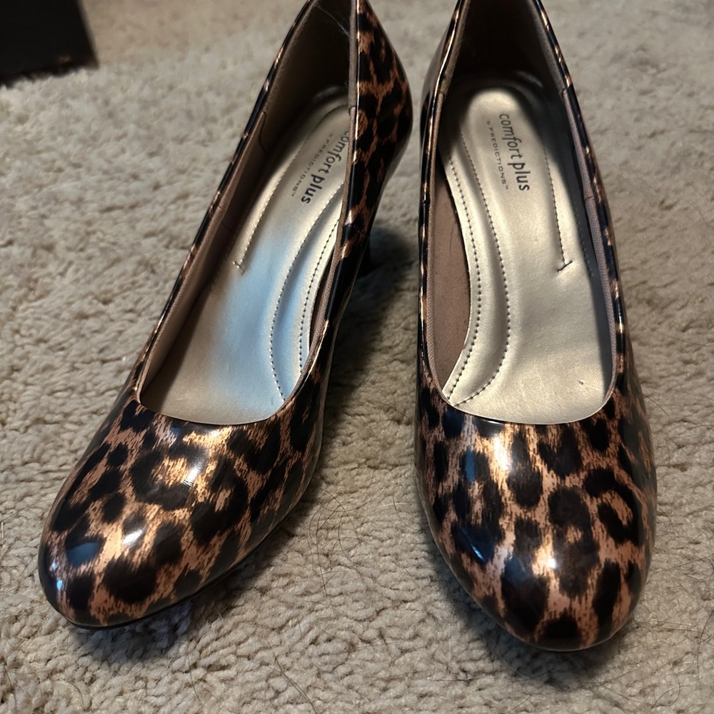 Comfort Plus by Predictions Leopard Heels